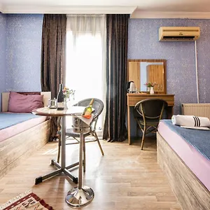 mini-house.istanbul-turkeyhotels.com/